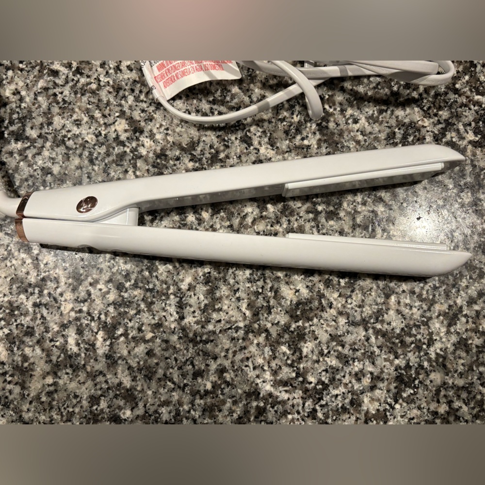 T3 flat iron
